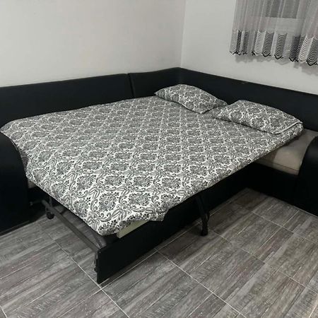 טיווט Anita Guest House מראה חיצוני תמונה