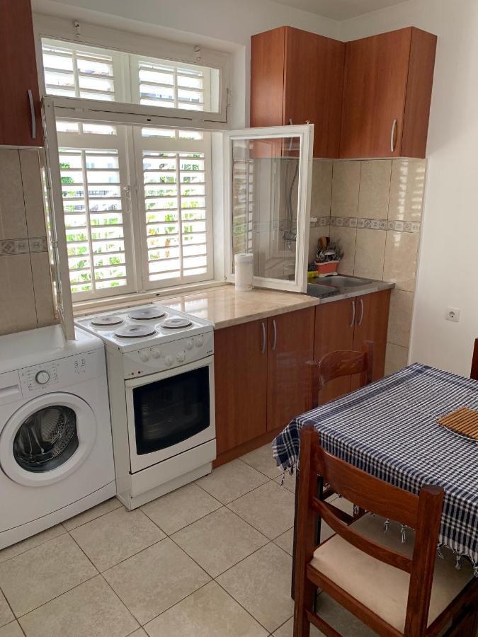 טיווט Anita Guest House מראה חיצוני תמונה