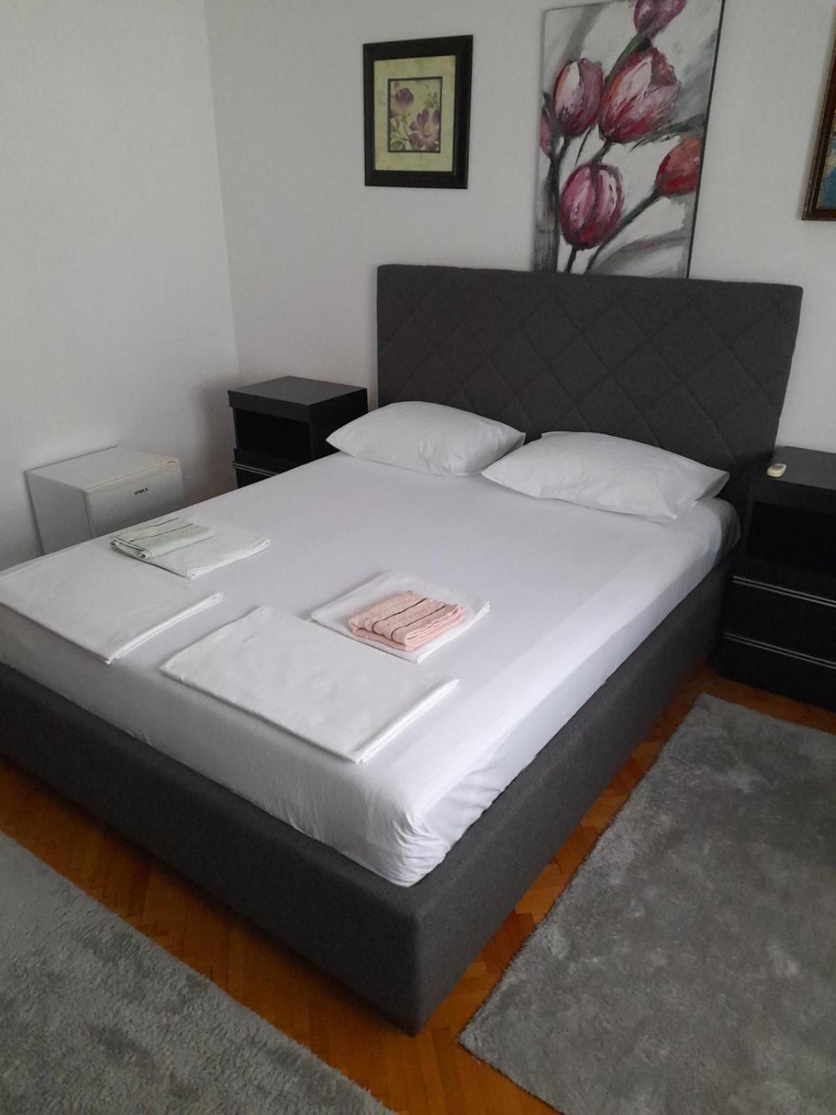 טיווט Anita Guest House מראה חיצוני תמונה