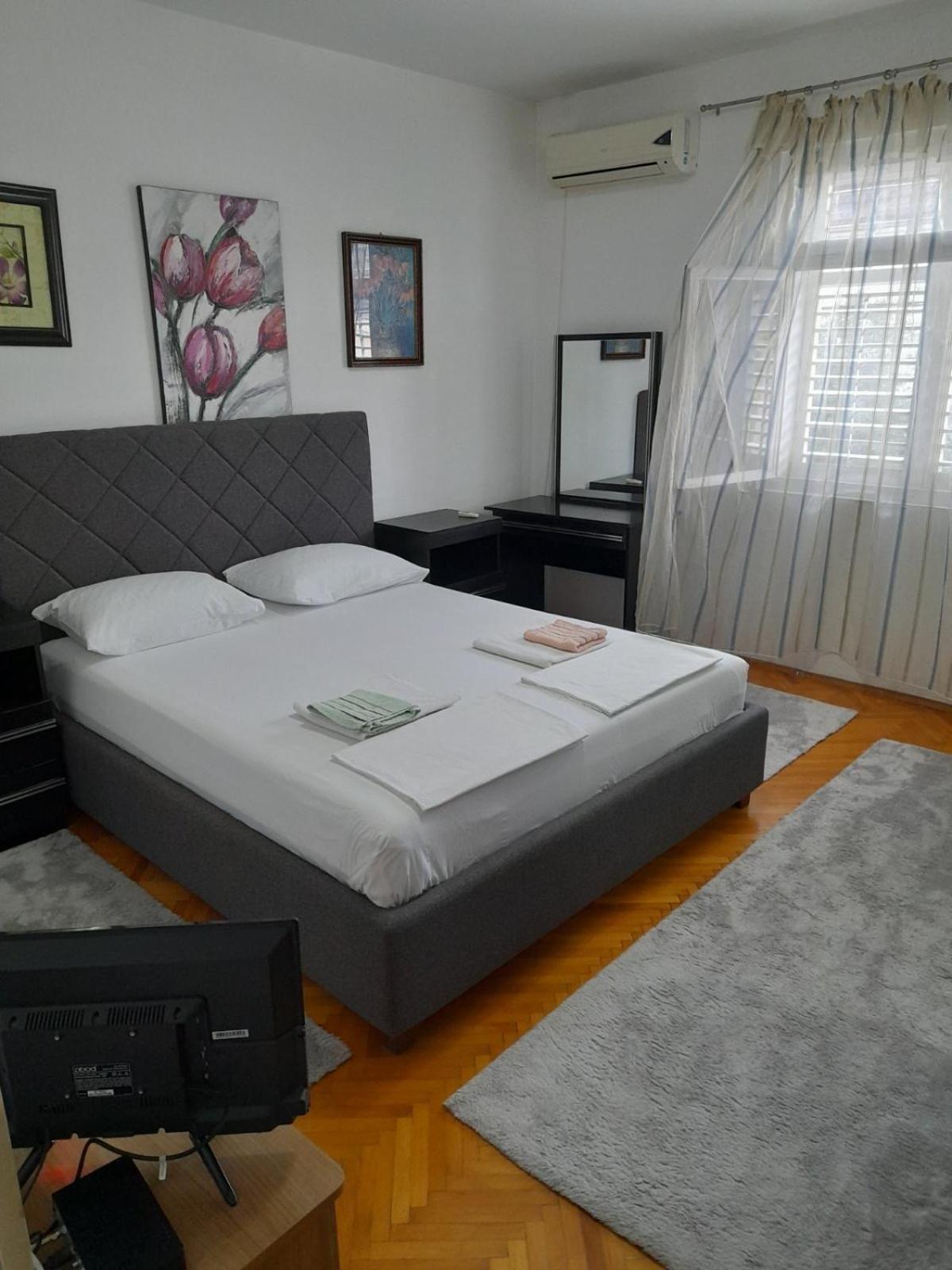 טיווט Anita Guest House מראה חיצוני תמונה