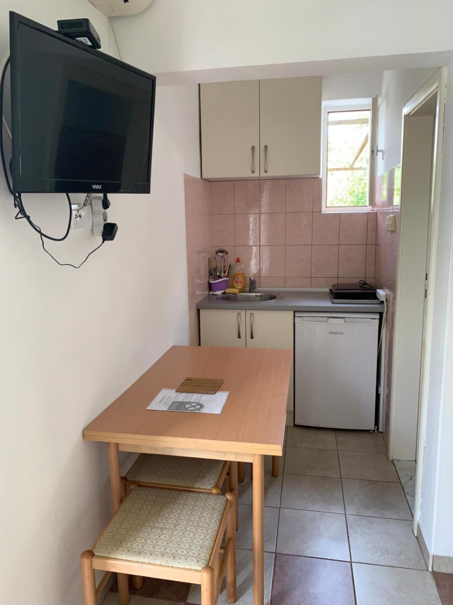 טיווט Anita Guest House מראה חיצוני תמונה