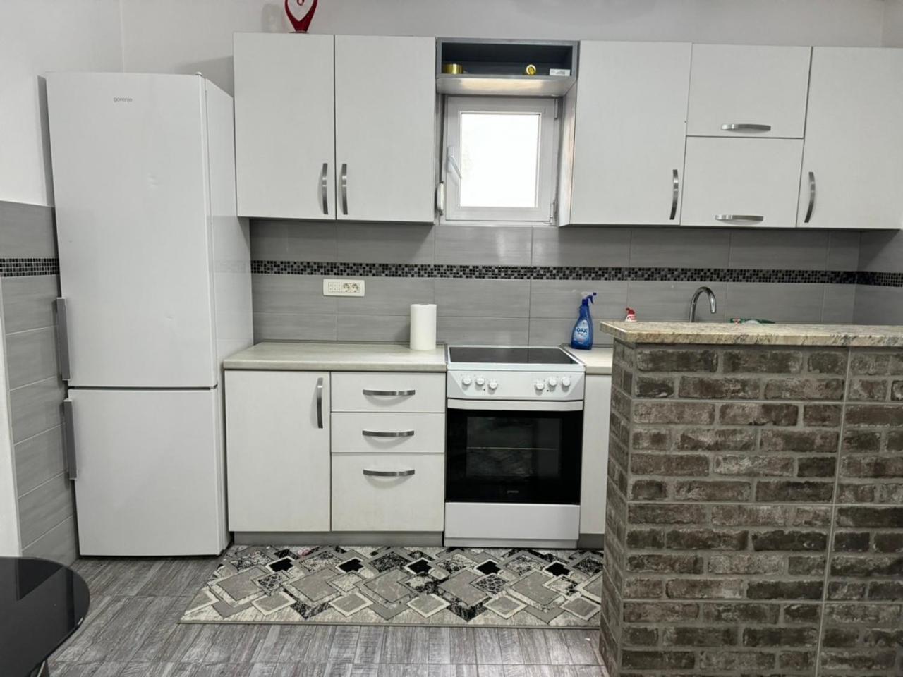 טיווט Anita Guest House מראה חיצוני תמונה