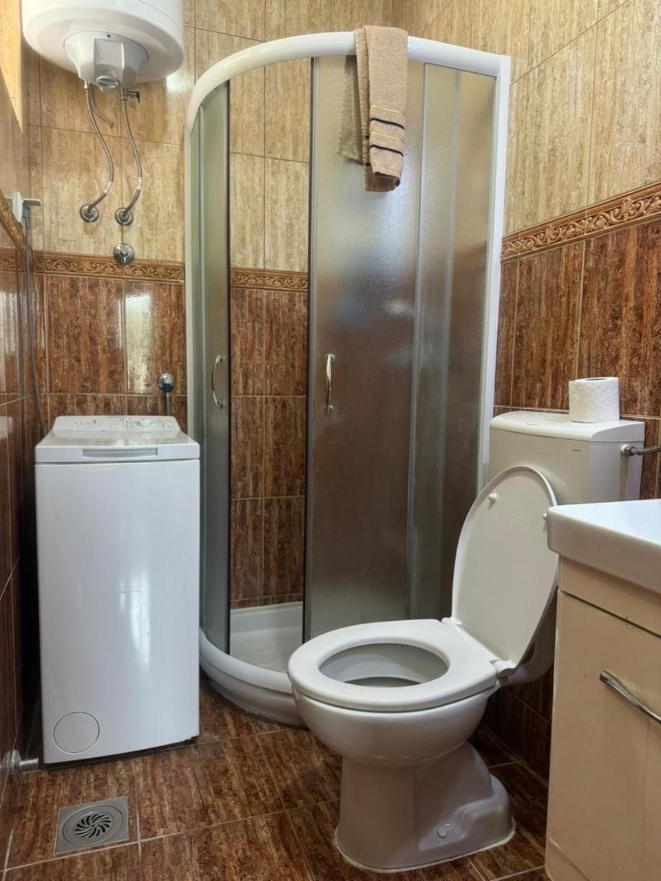 טיווט Anita Guest House מראה חיצוני תמונה